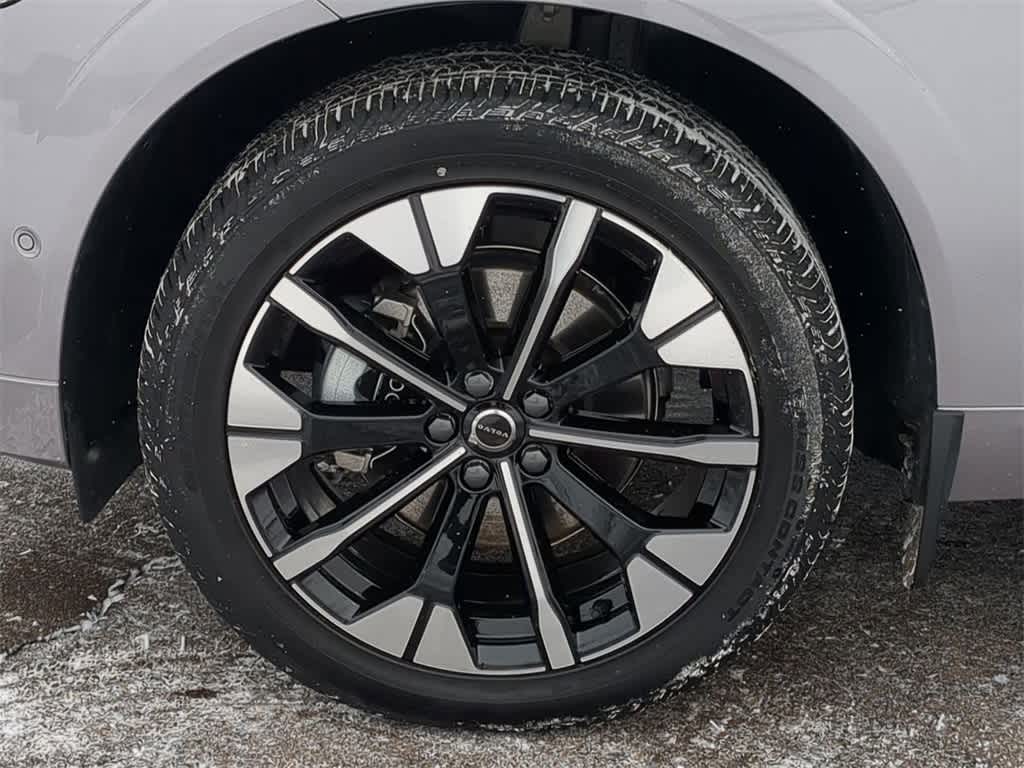 Thumbnail: 2026 Volvo XC60 - 13