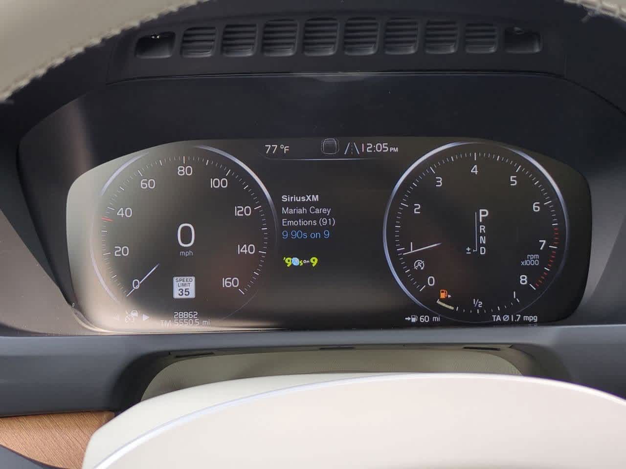 2022 Volvo XC90 T6 Momentum 32