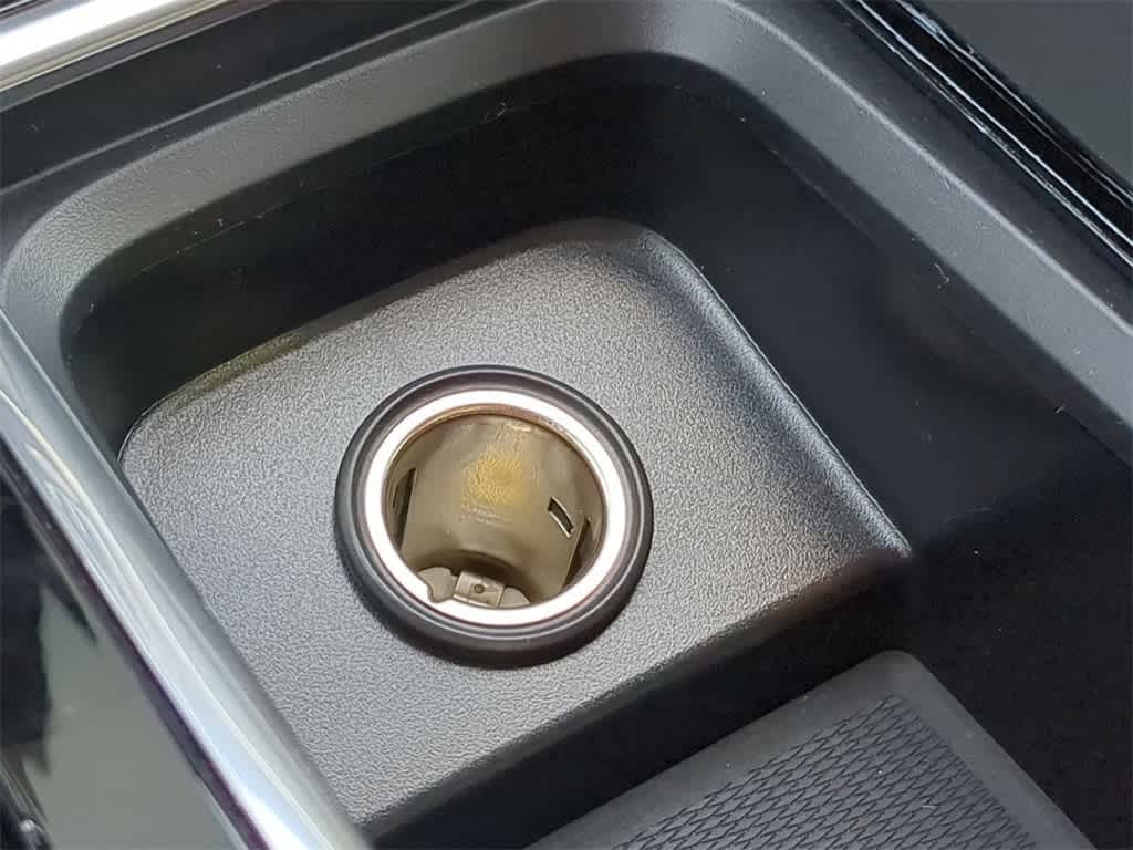 Thumbnail: 2026 Volvo XC60 - 30