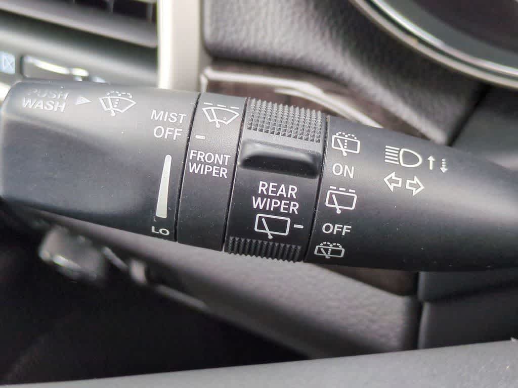 Thumbnail: 2012 Jeep Grand Cherokee - 24