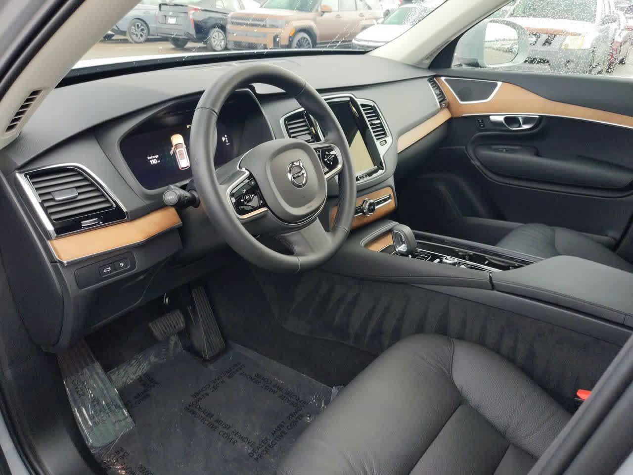 Thumbnail: 2025 Volvo XC90 - 2