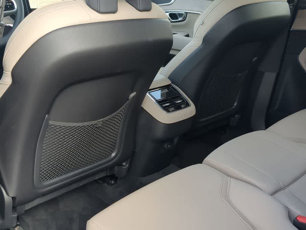 Thumbnail: 2026 Volvo XC90 - 17