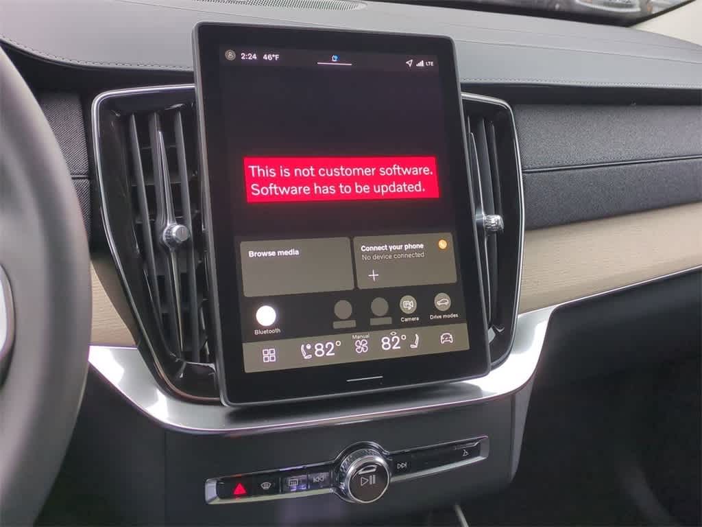 Thumbnail: 2026 Volvo XC90 - 27