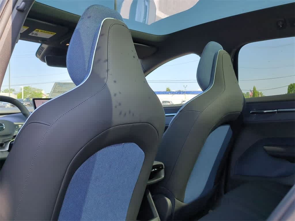 Thumbnail: 2025 Volvo EX30 - 16