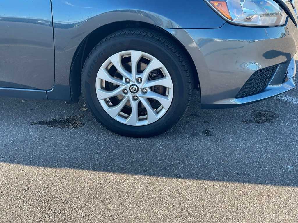 Thumbnail: 2016 Nissan Sentra - 27