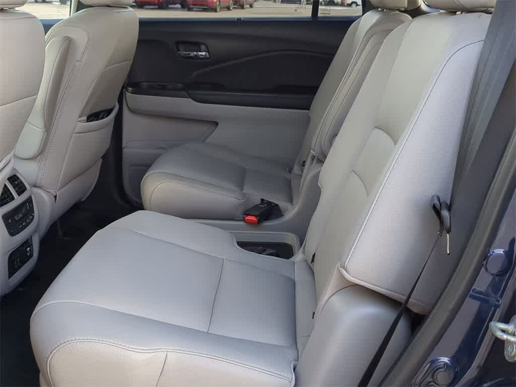 Thumbnail: 2020 Honda Pilot - 20