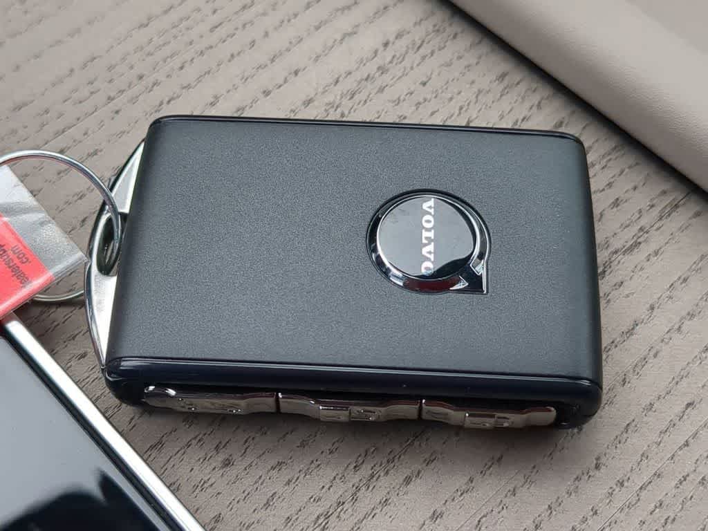 Thumbnail: 2026 Volvo XC90 - 34