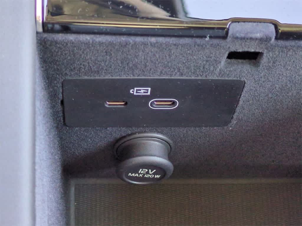 Thumbnail: 2026 Volvo XC90 - 30