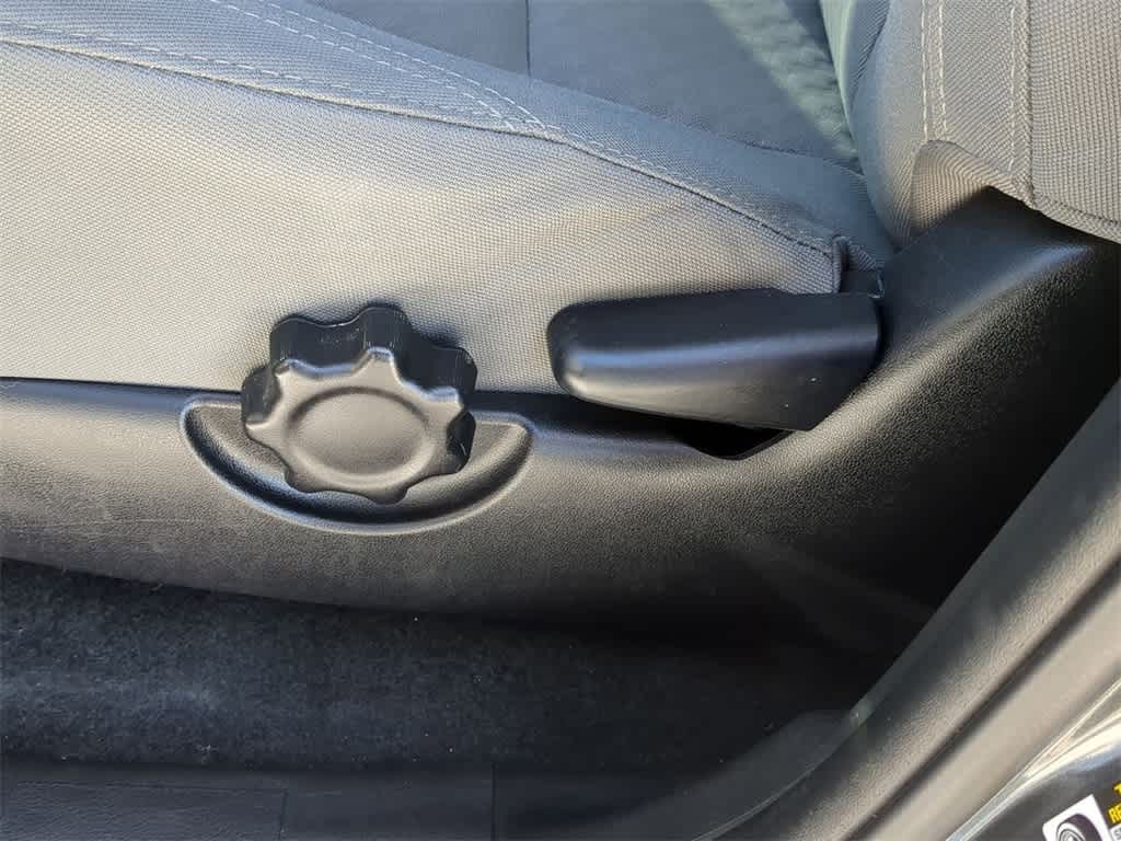 Thumbnail: 2020 Toyota Tacoma - 16