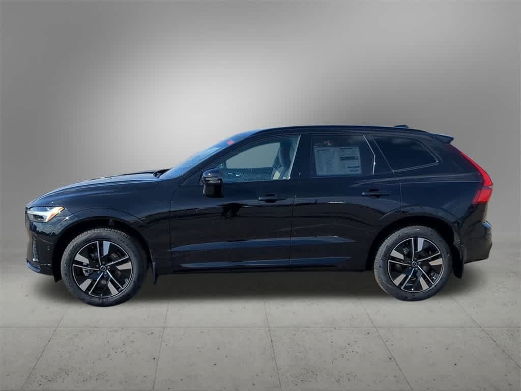 Thumbnail: 2026 Volvo XC60 - 3