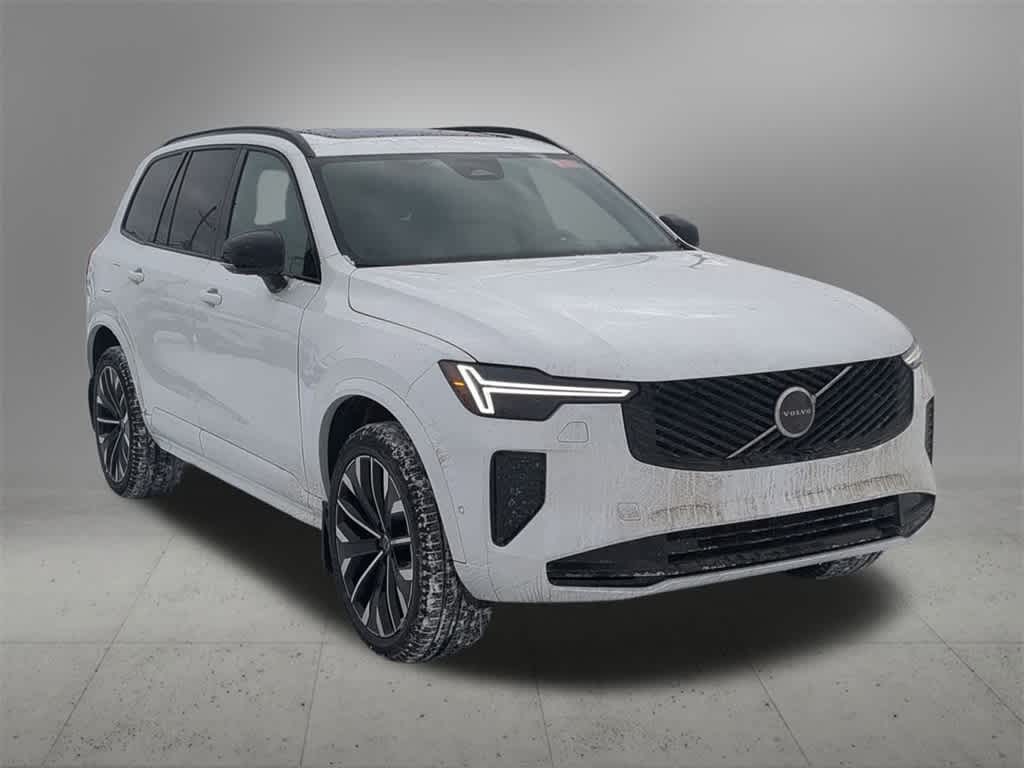 Thumbnail: 2026 Volvo XC90 - 8