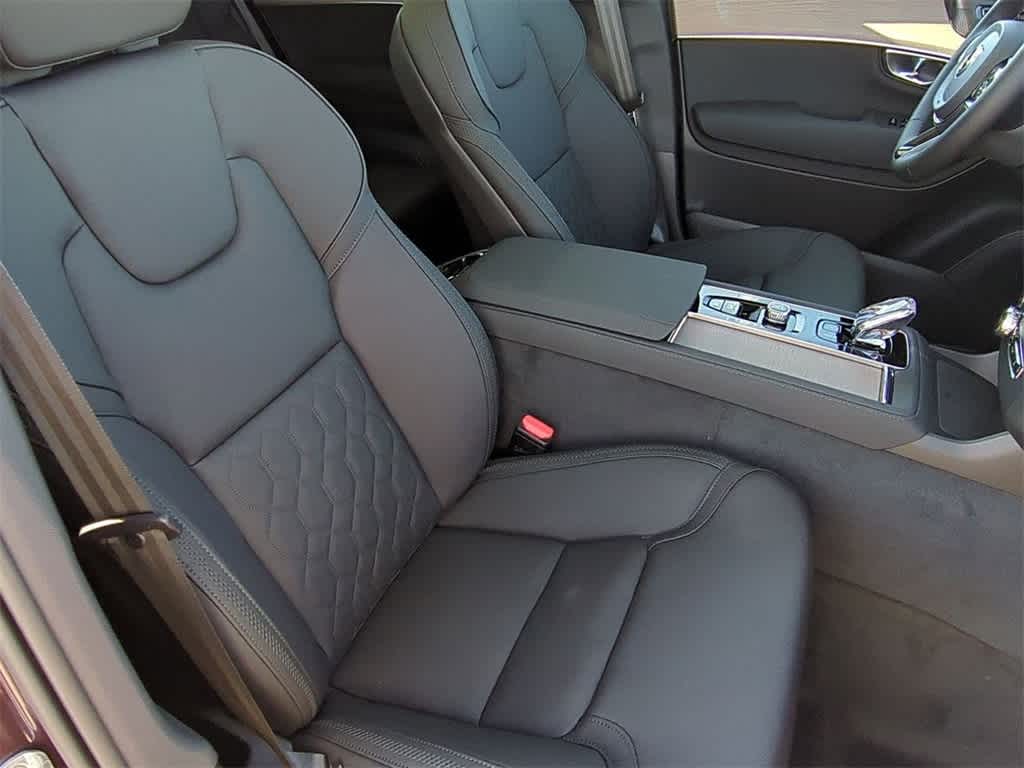 Thumbnail: 2026 Volvo XC90 - 21