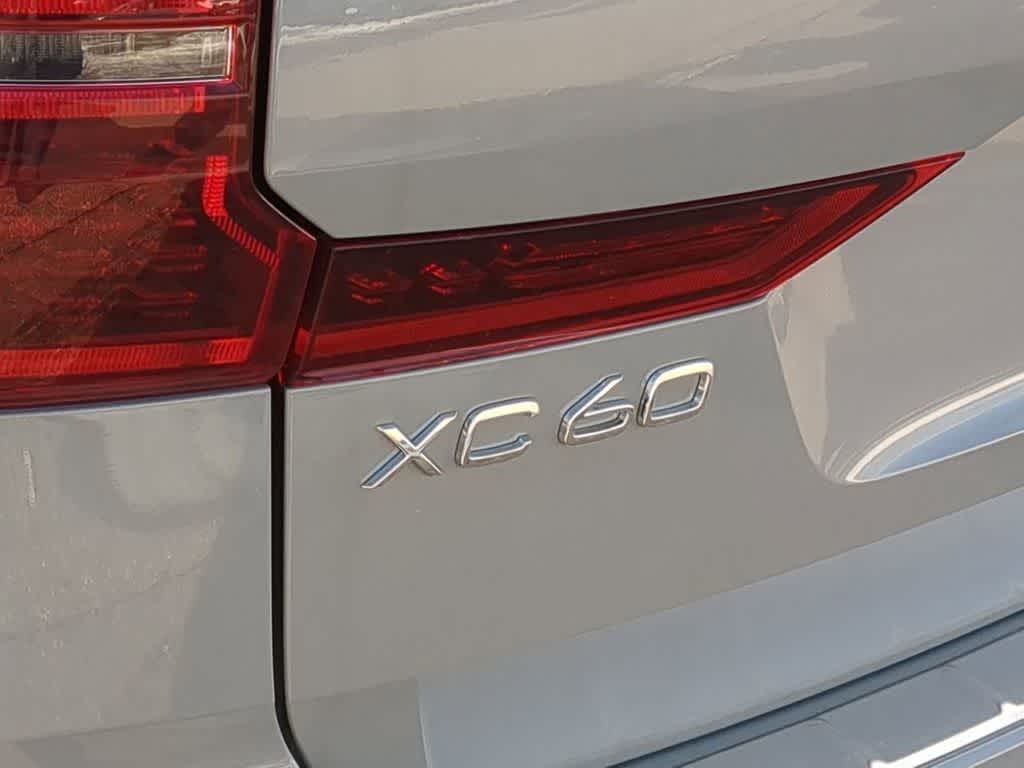 Thumbnail: 2026 Volvo XC60 - 12