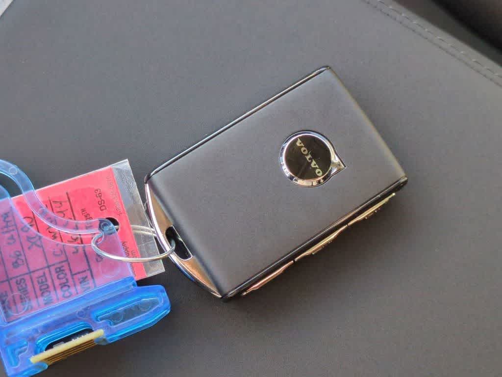 Thumbnail: 2026 Volvo XC90 - 26