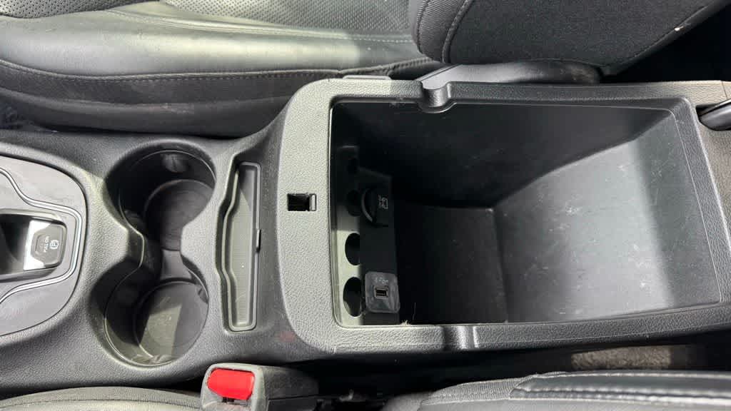 Thumbnail: 2019 Jeep Cherokee - 26