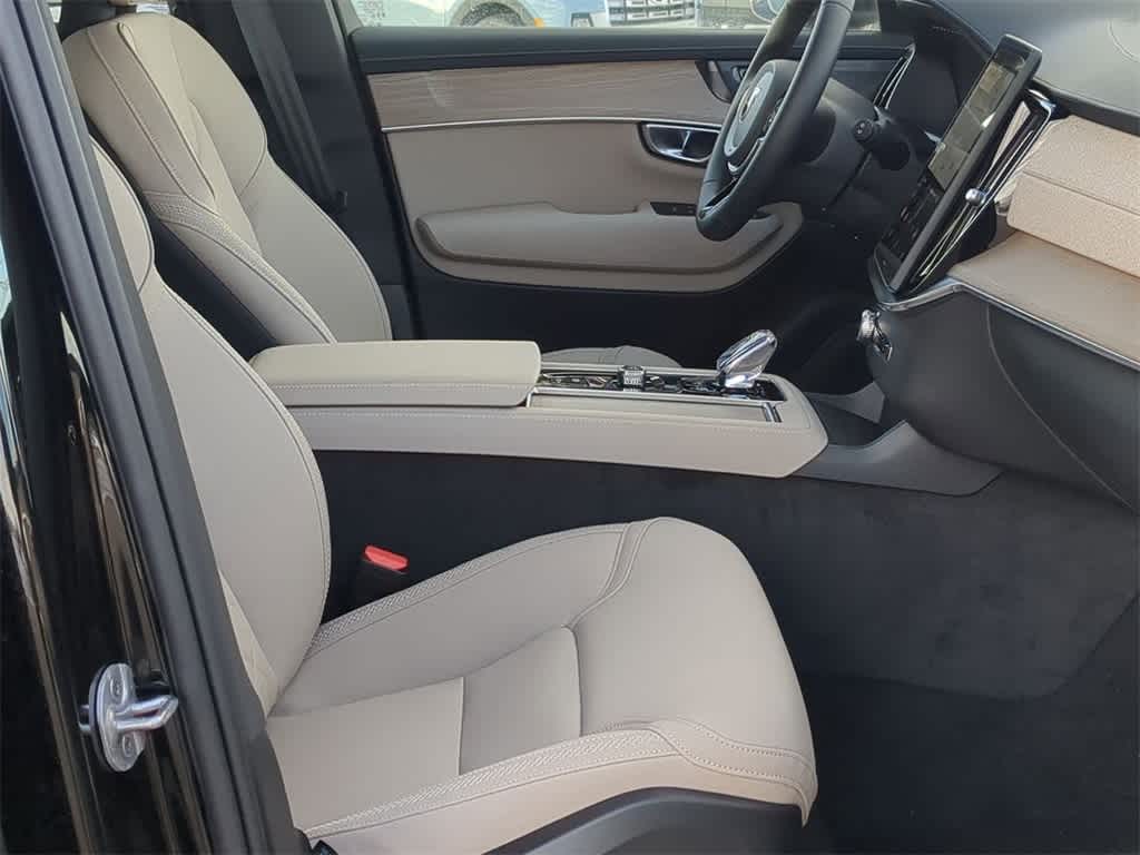 Thumbnail: 2026 Volvo XC90 - 20