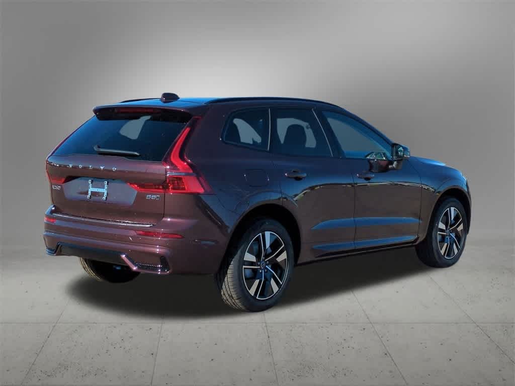 Thumbnail: 2026 Volvo XC60 - 6