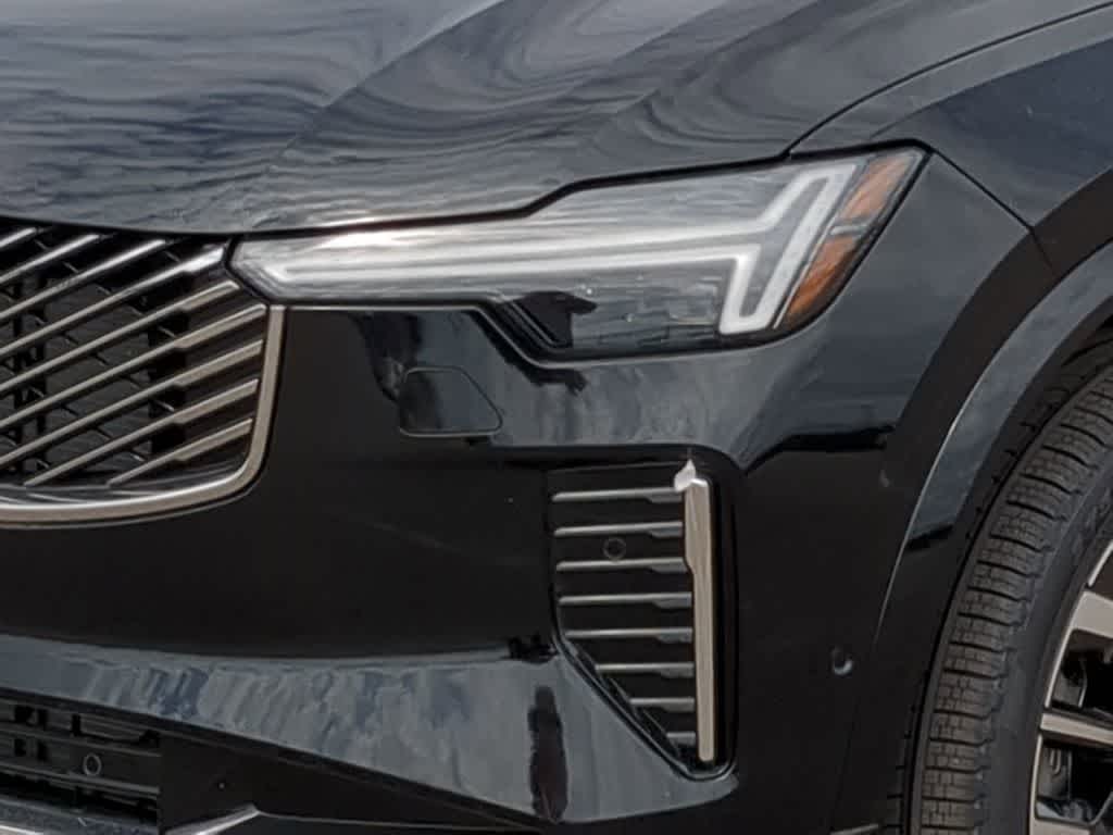 Thumbnail: 2026 Volvo XC90 - 10