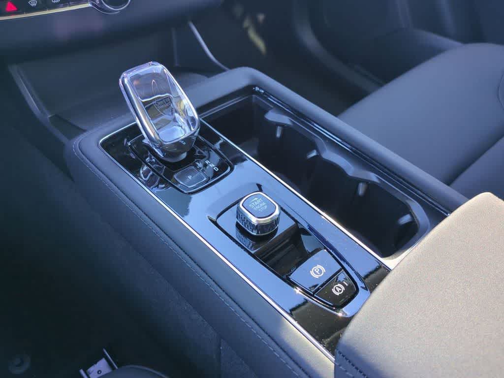 Thumbnail: 2026 Volvo XC90 - 24