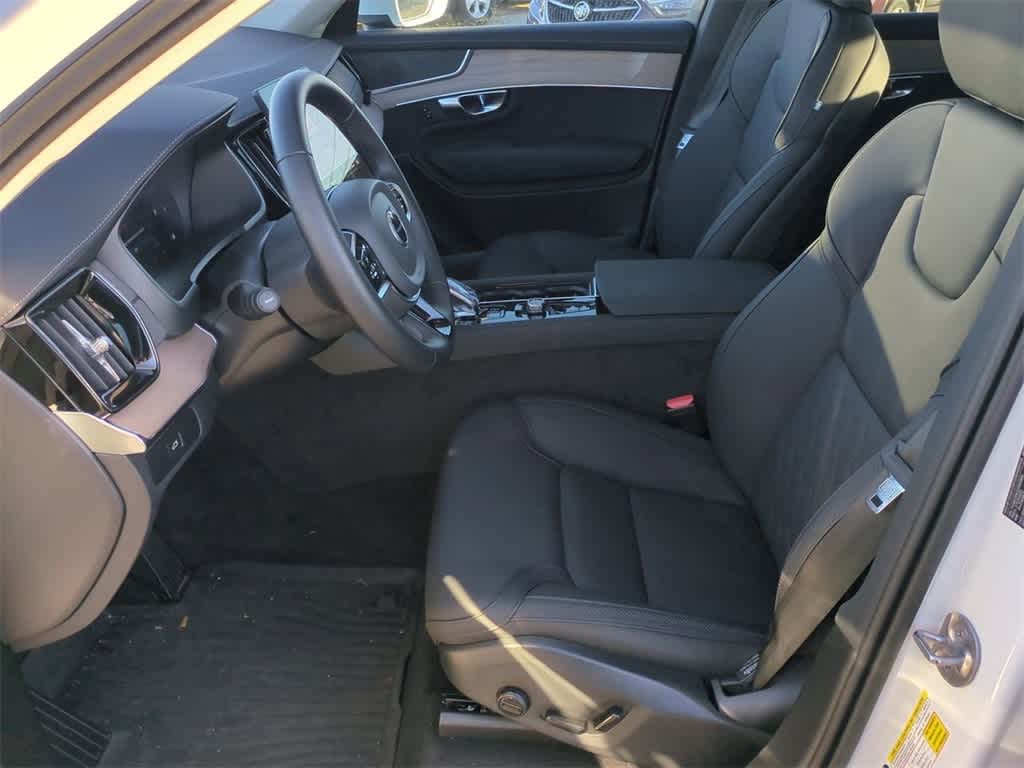 Thumbnail: 2025 Volvo XC90 - 8