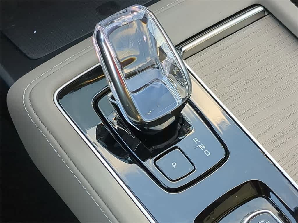 Thumbnail: 2026 Volvo XC90 - 29