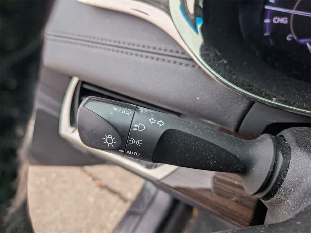 Thumbnail: 2013 Toyota Avalon - 27