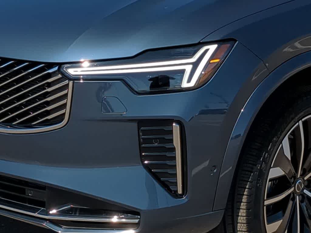 Thumbnail: 2026 Volvo XC90 - 10