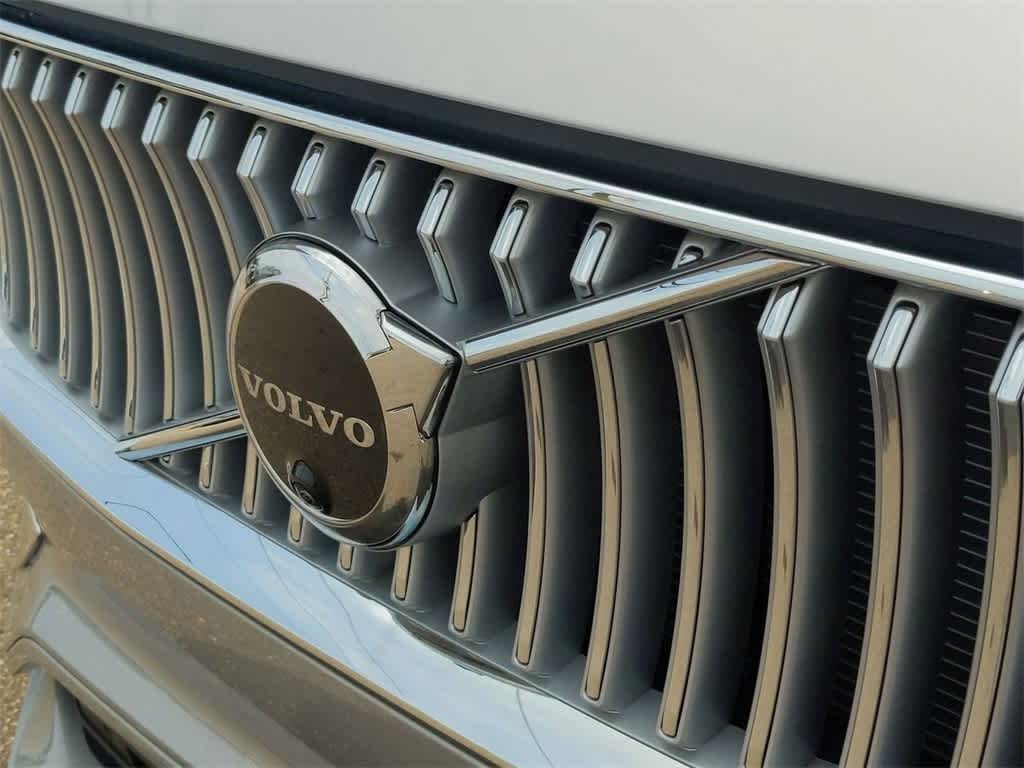 Thumbnail: 2025 Volvo XC90 - 10