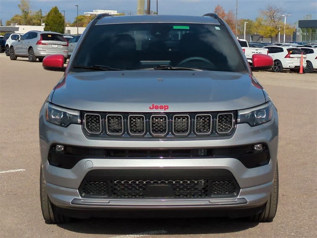Thumbnail: 2023 Jeep Compass - 9