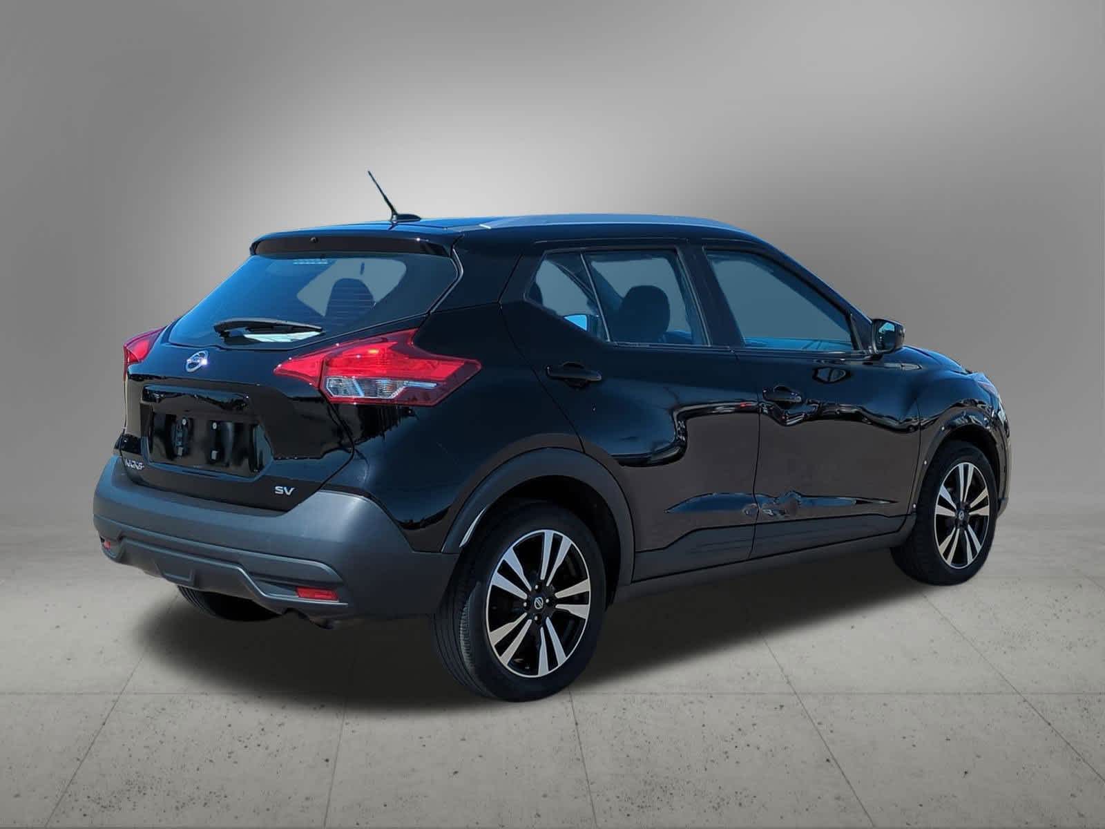 Thumbnail: 2019 Nissan Kicks - 6