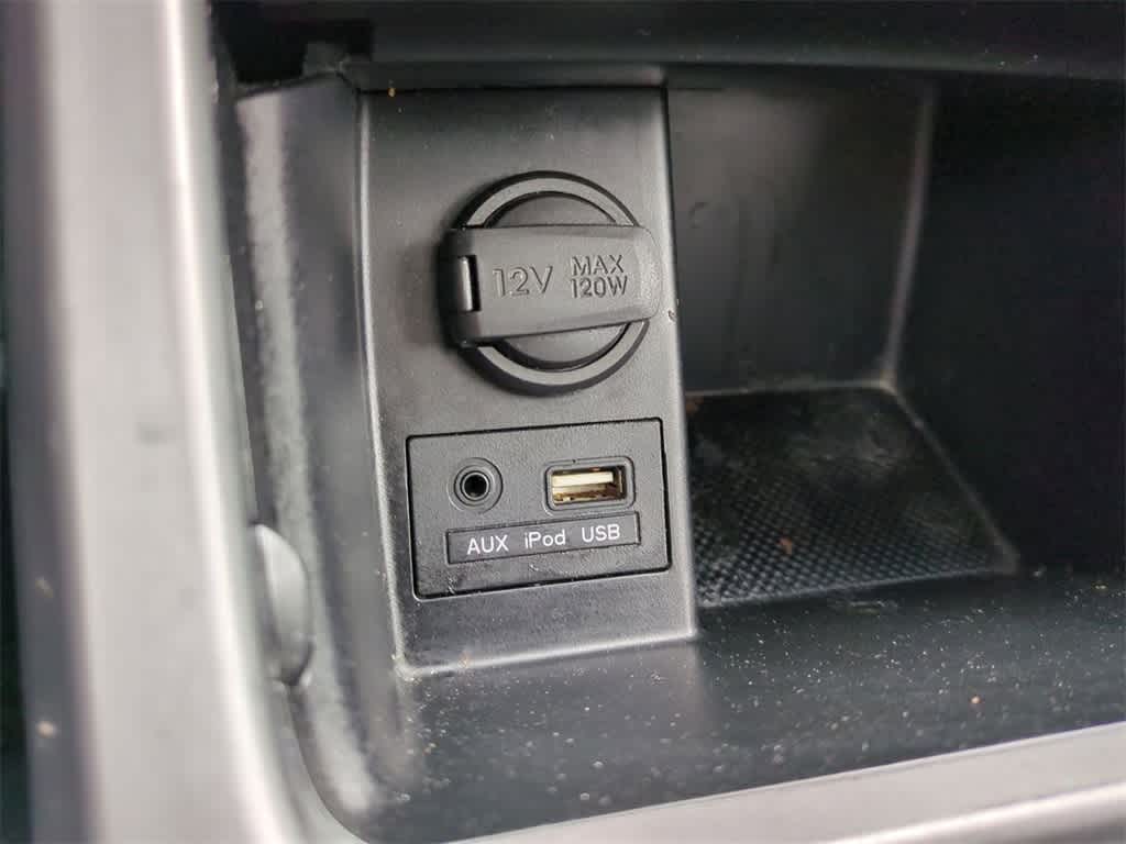 Thumbnail: 2015 Hyundai Elantra - 23