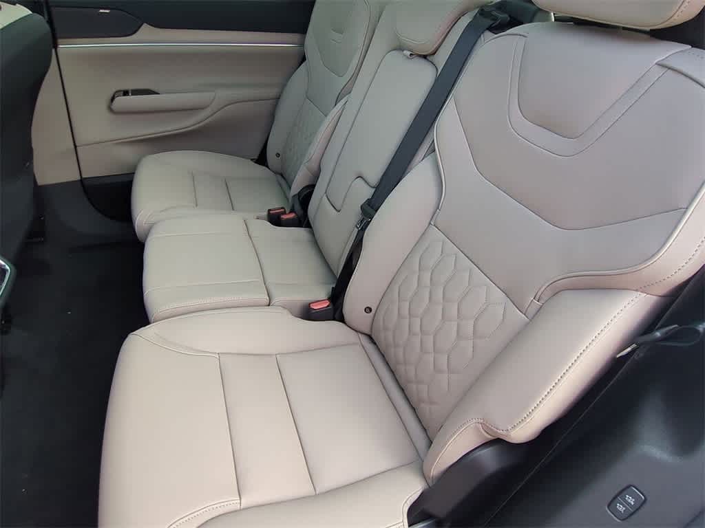 Thumbnail: 2025 Volvo EX90 - 19