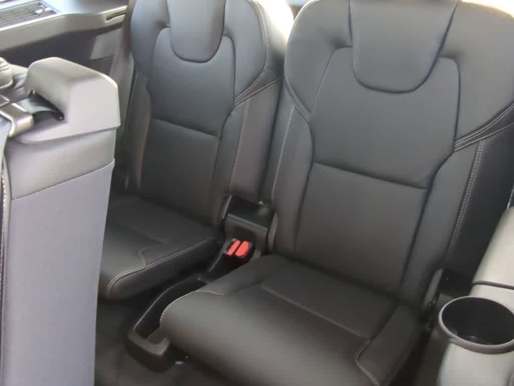 Thumbnail: 2026 Volvo XC90 - 20