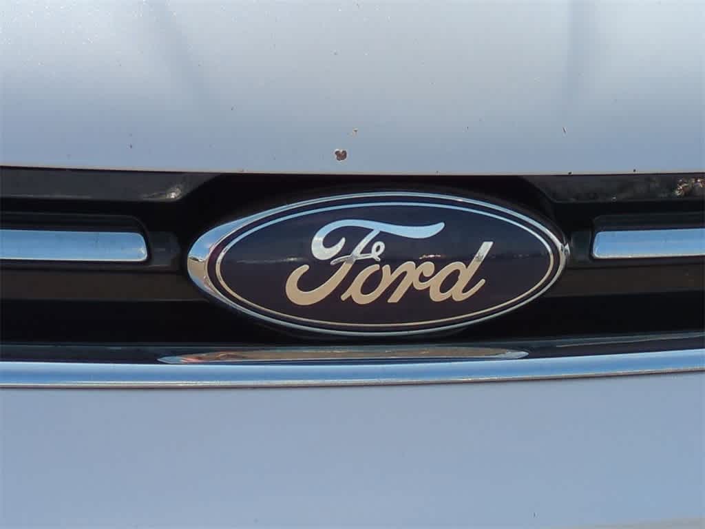 Thumbnail: 2016 Ford Escape - 11