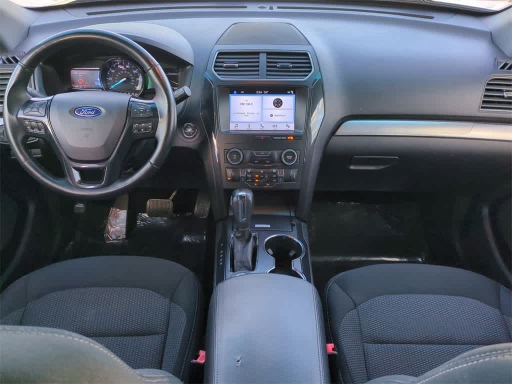 Thumbnail: 2019 Ford Explorer - 6