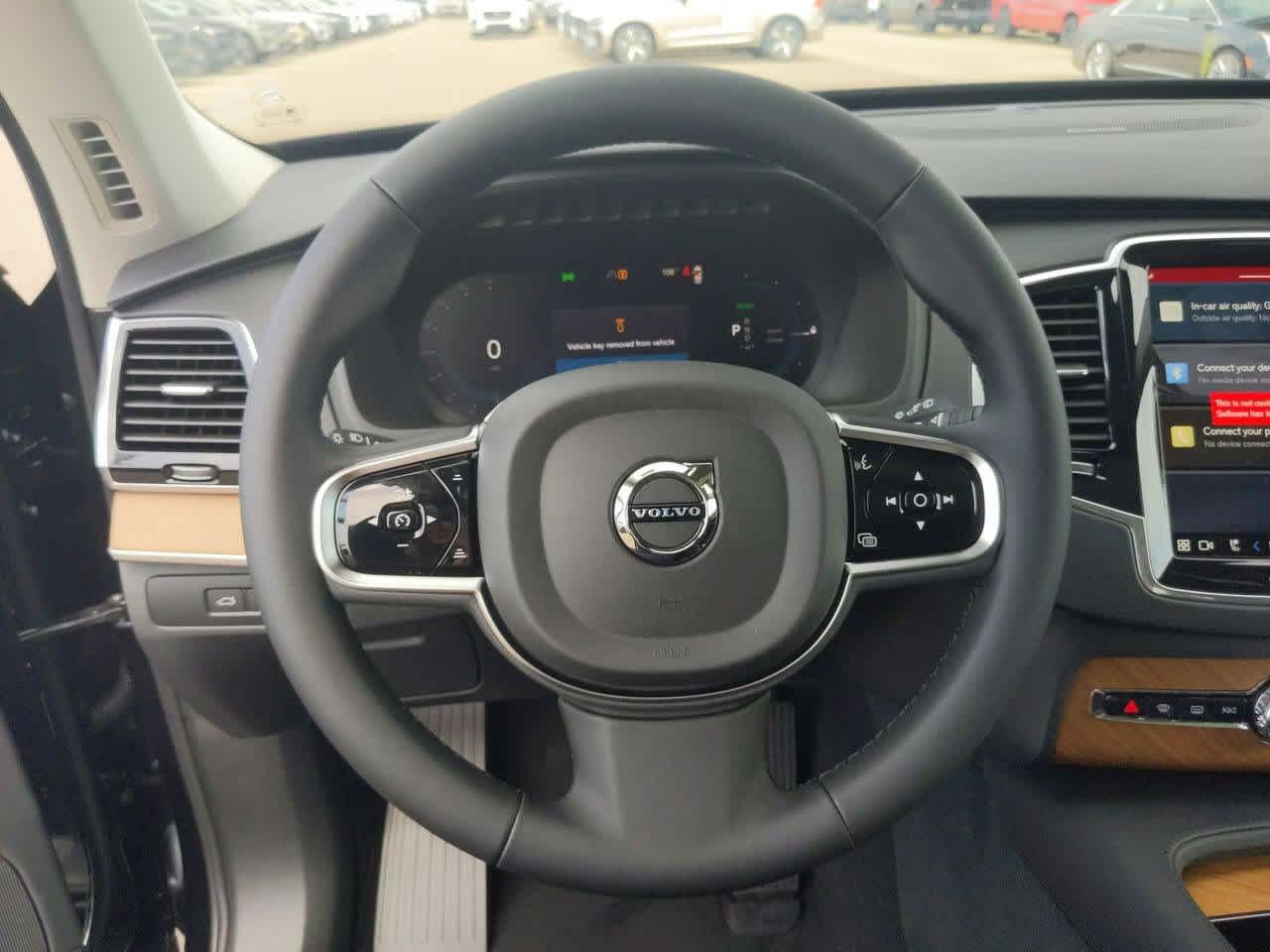 Thumbnail: 2025 Volvo XC90 - 20
