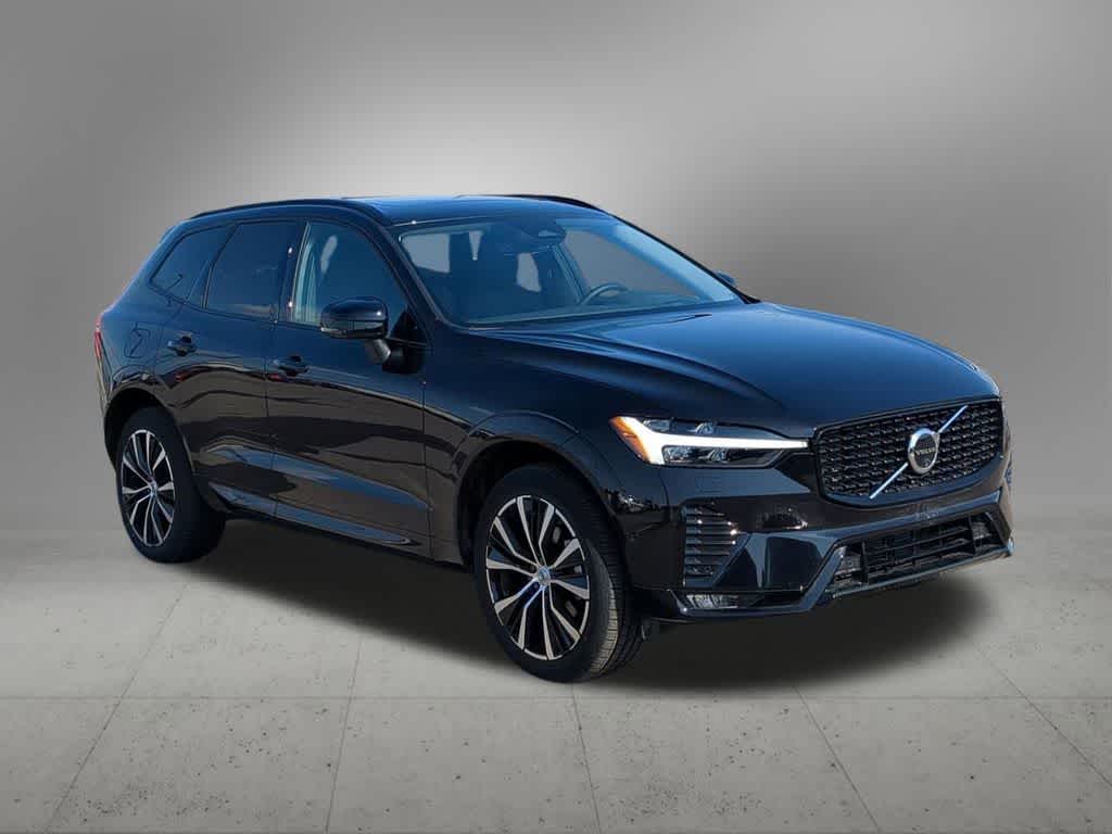 Thumbnail: 2025 Volvo XC60 - 8