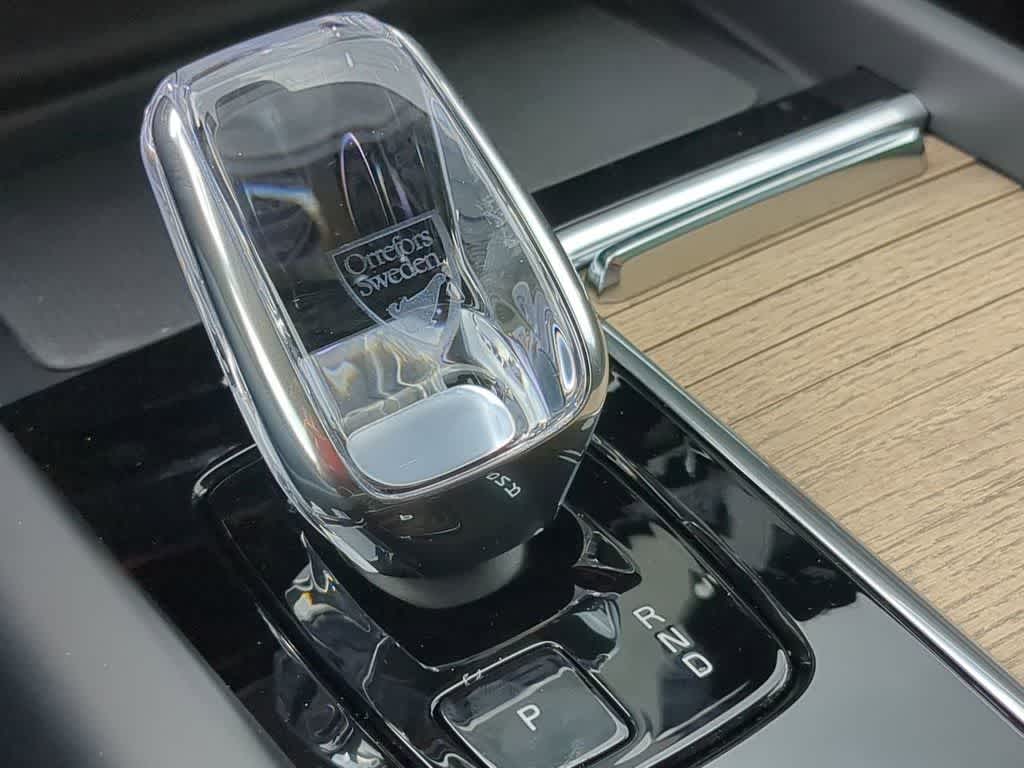 Thumbnail: 2026 Volvo XC60 - 29