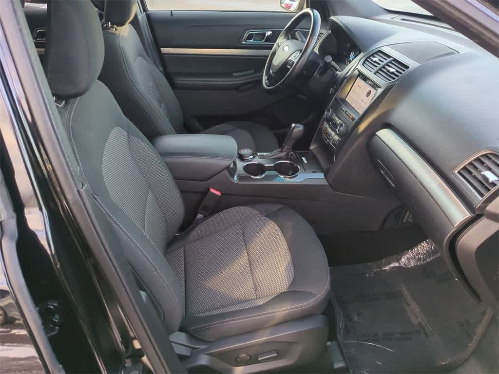 Thumbnail: 2019 Ford Explorer - 12