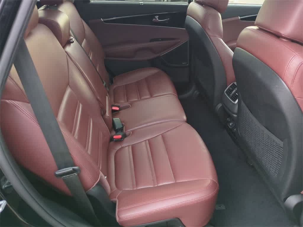 Thumbnail: 2017 Kia Sorento - 13