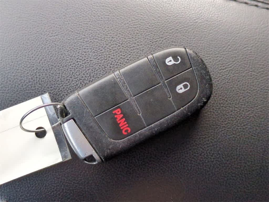 Thumbnail: 2014 Jeep Grand Cherokee - 26