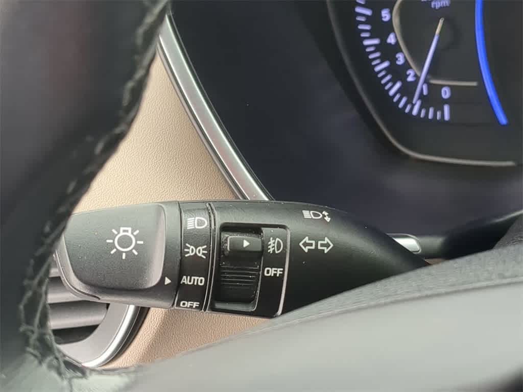 Thumbnail: 2019 Hyundai Santa Fe - 26