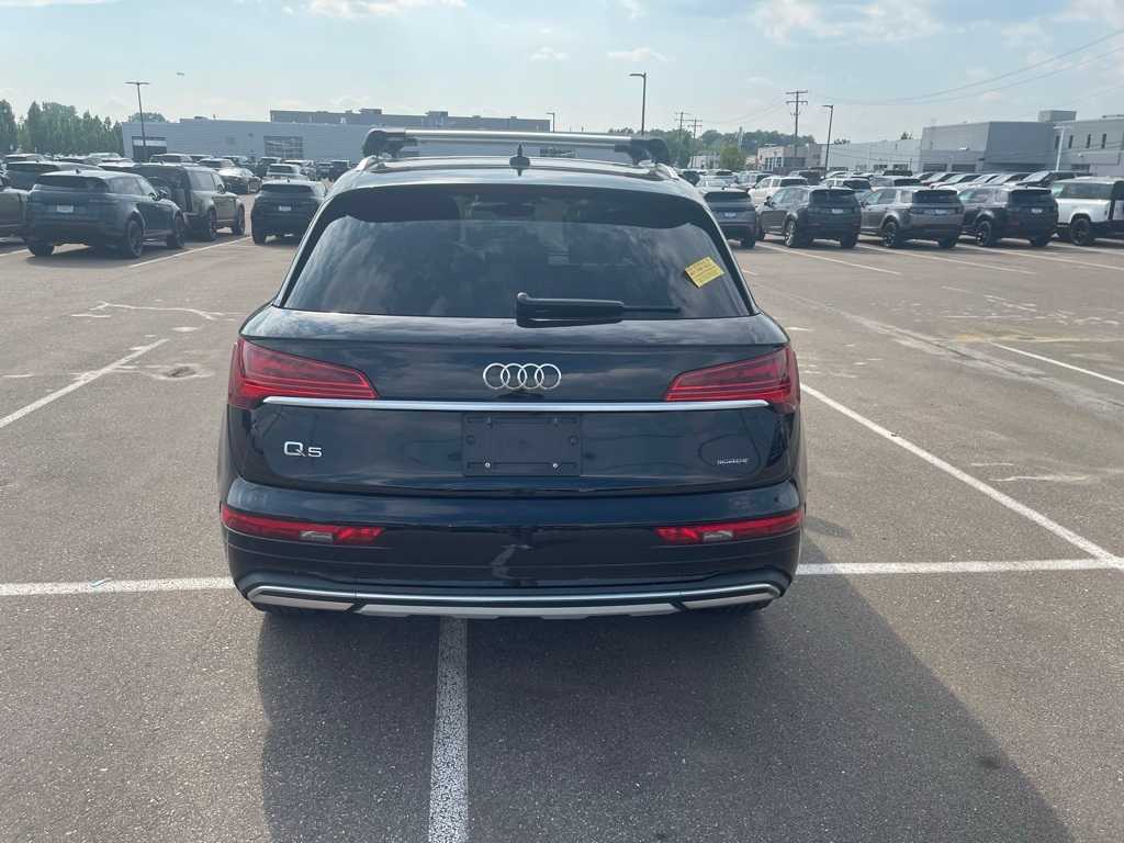 Thumbnail: 2022 Audi Q5 - 4