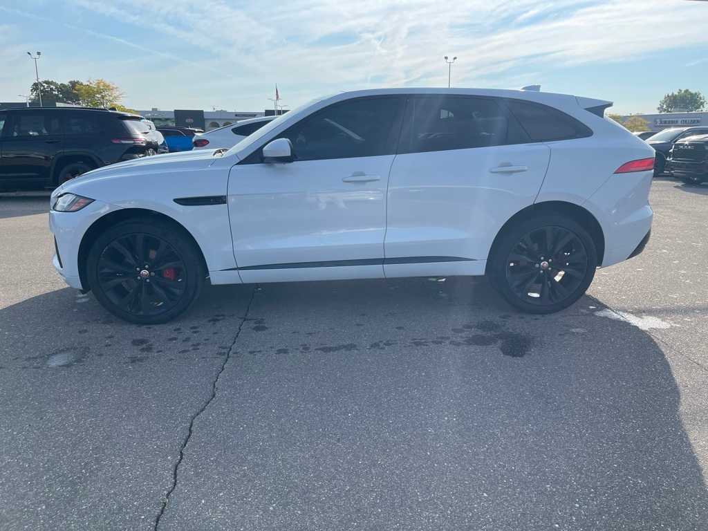 Thumbnail: 2018 Jaguar F-Pace - 2