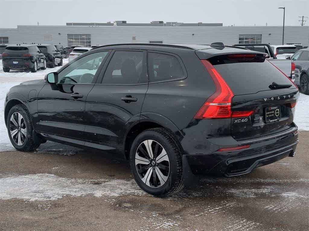 Thumbnail: 2025 Volvo XC60 - 4