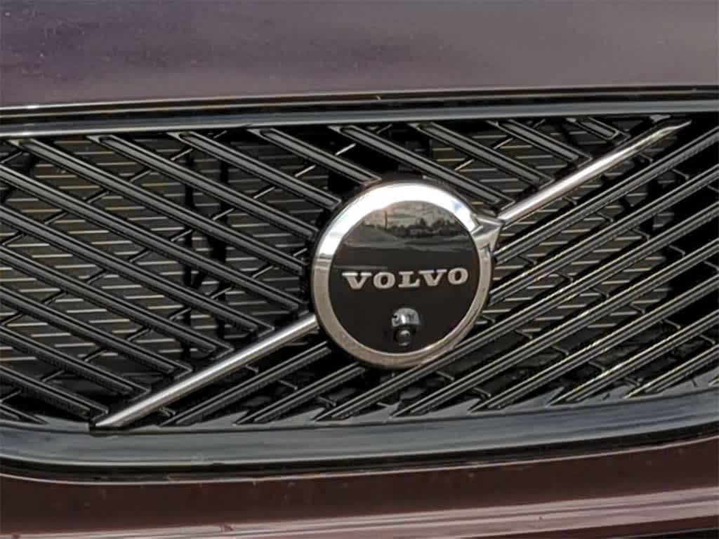 Thumbnail: 2026 Volvo XC60 - 11