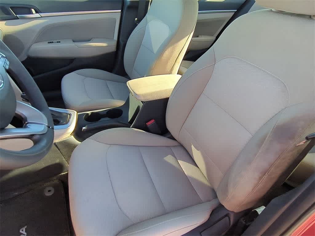 Thumbnail: 2019 Hyundai Elantra - 15