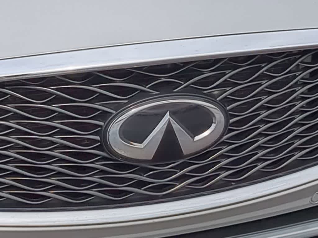 Thumbnail: 2018 INFINITI QX30 - 11