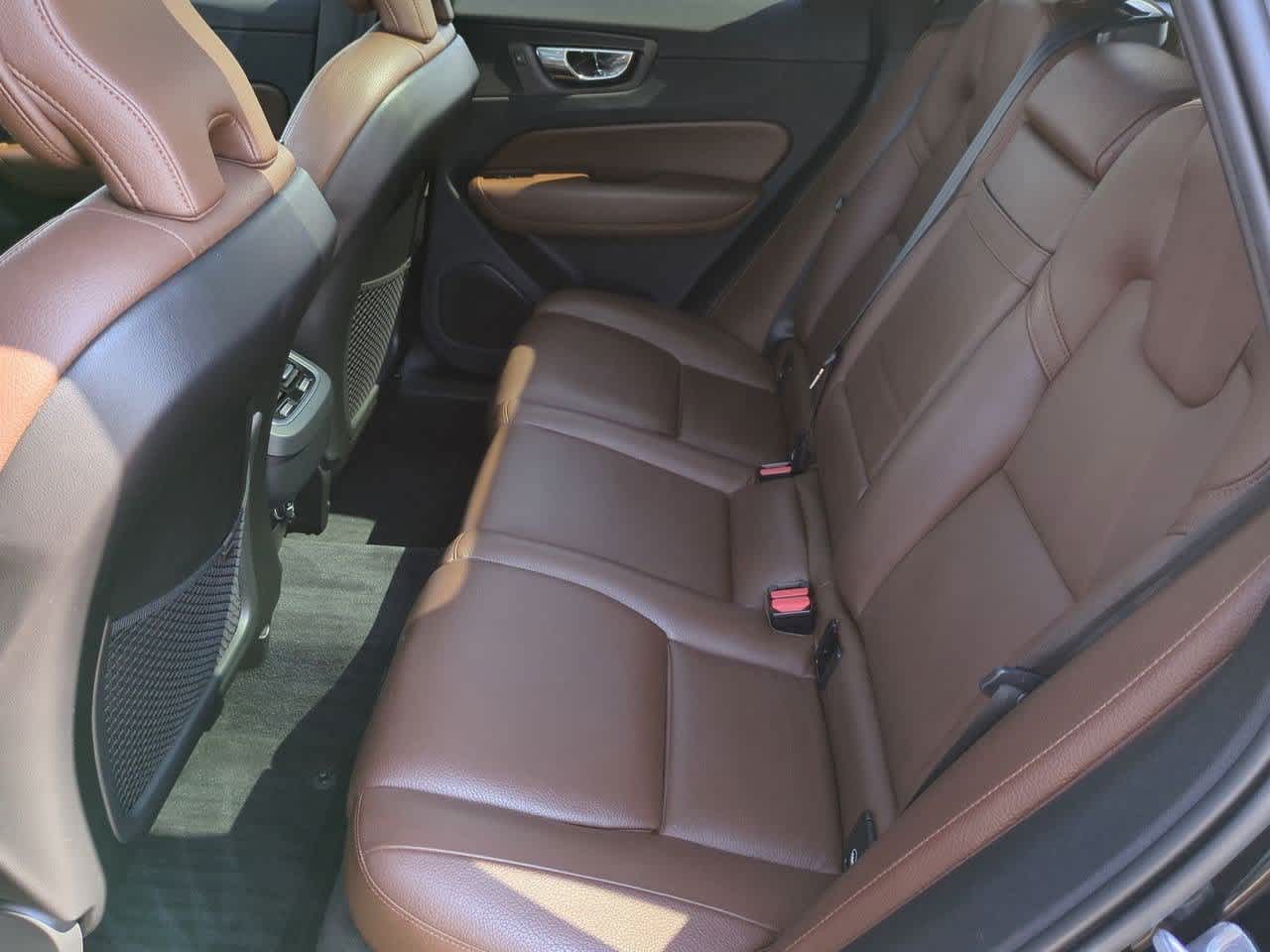 Thumbnail: 2019 Volvo XC60 - 19