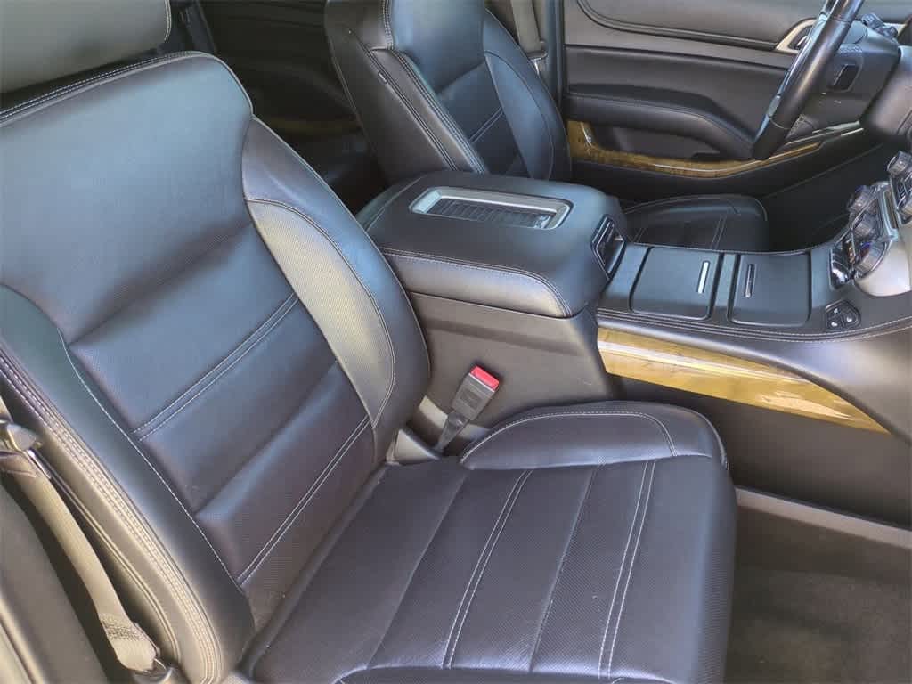Thumbnail: 2017 GMC Yukon - 21